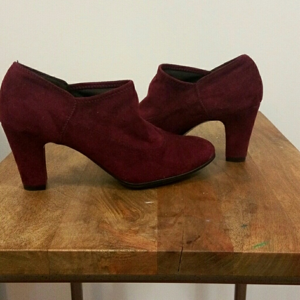 Maroon Sueded Aerosole Booties